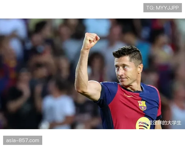 巴萨前锋莱万多夫斯基确认今夏离队，下一站尚未确定